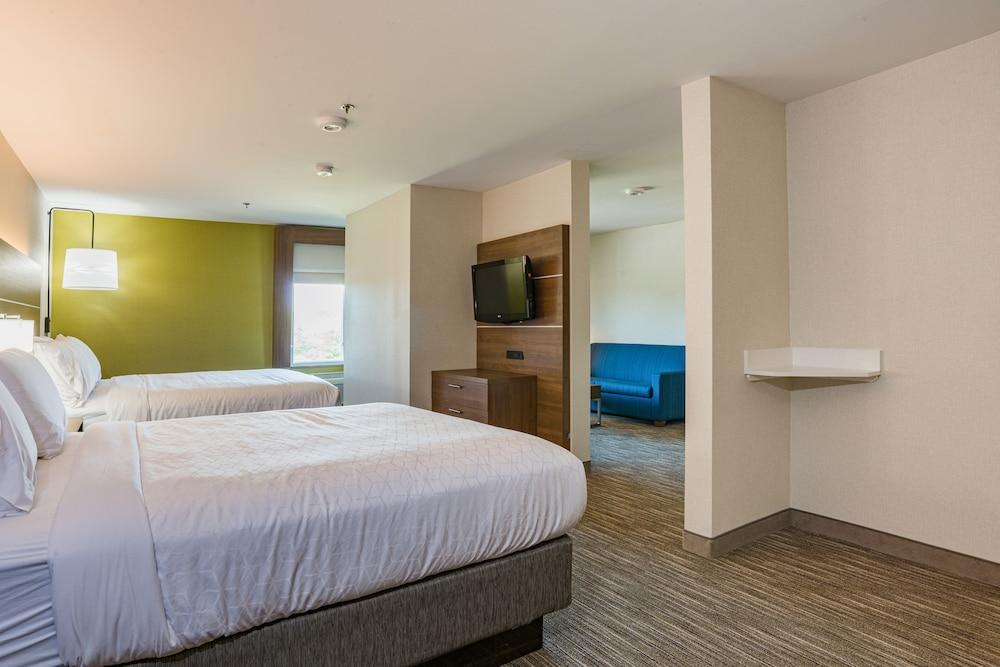 Holiday Inn Express Hotel & Suites Swansea By Ihg Exterior foto
