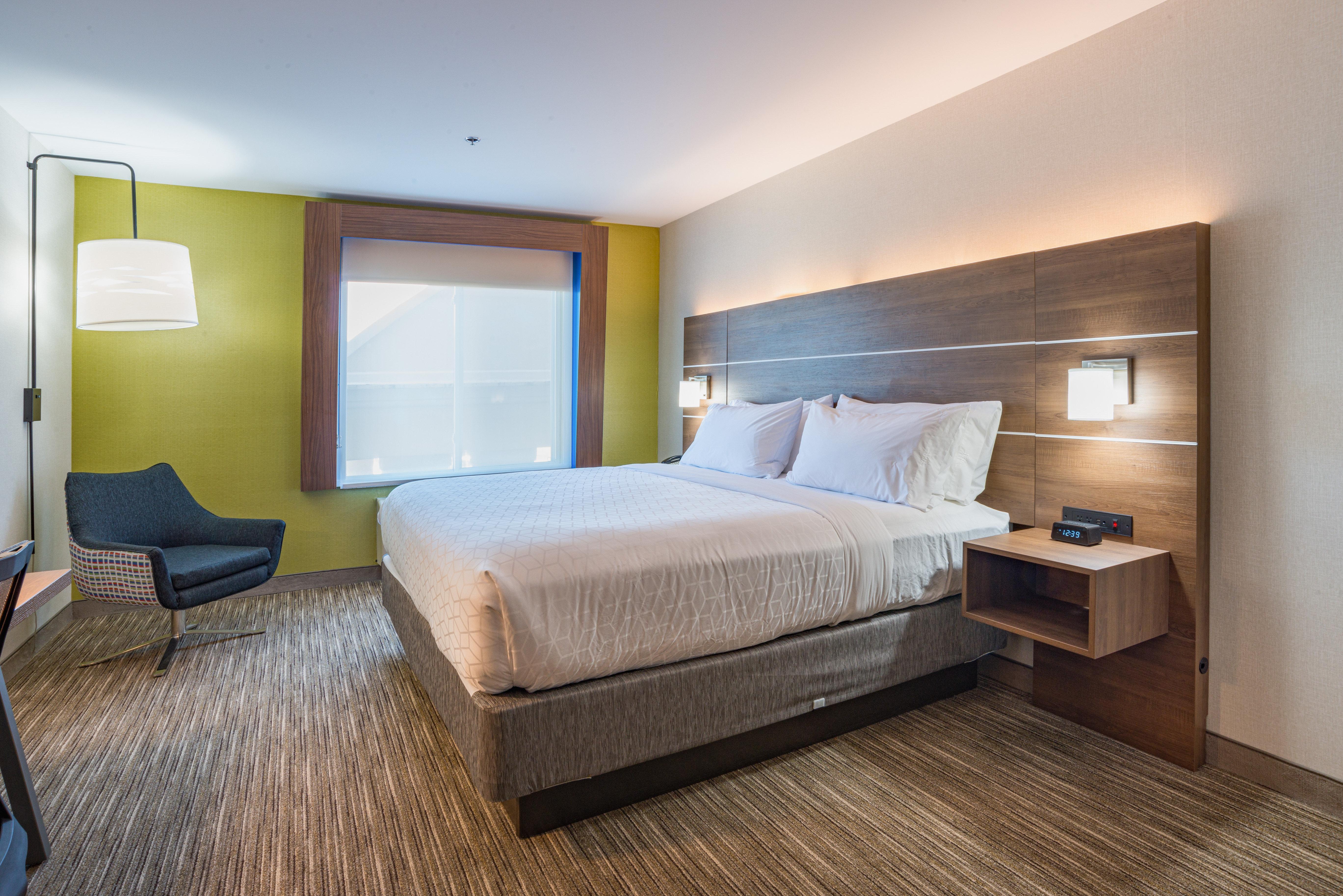 Holiday Inn Express Hotel & Suites Swansea By Ihg Exterior foto